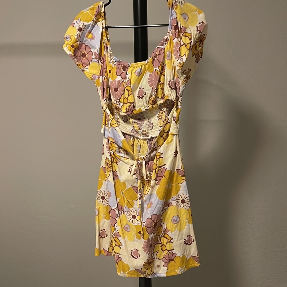 Wild fable Yellow floral Dress size L